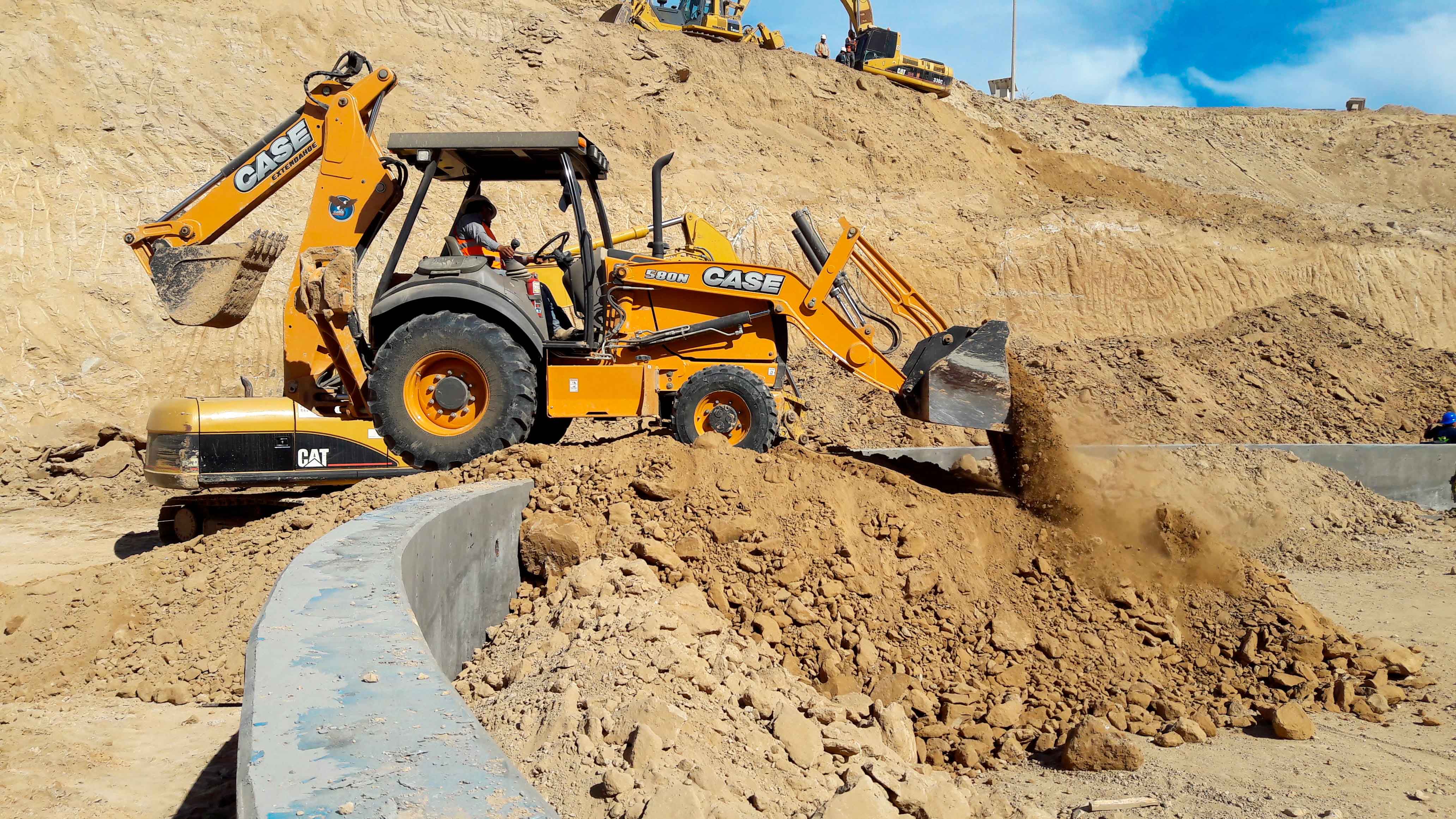 Proveemos y Construimos Soluciones 4
